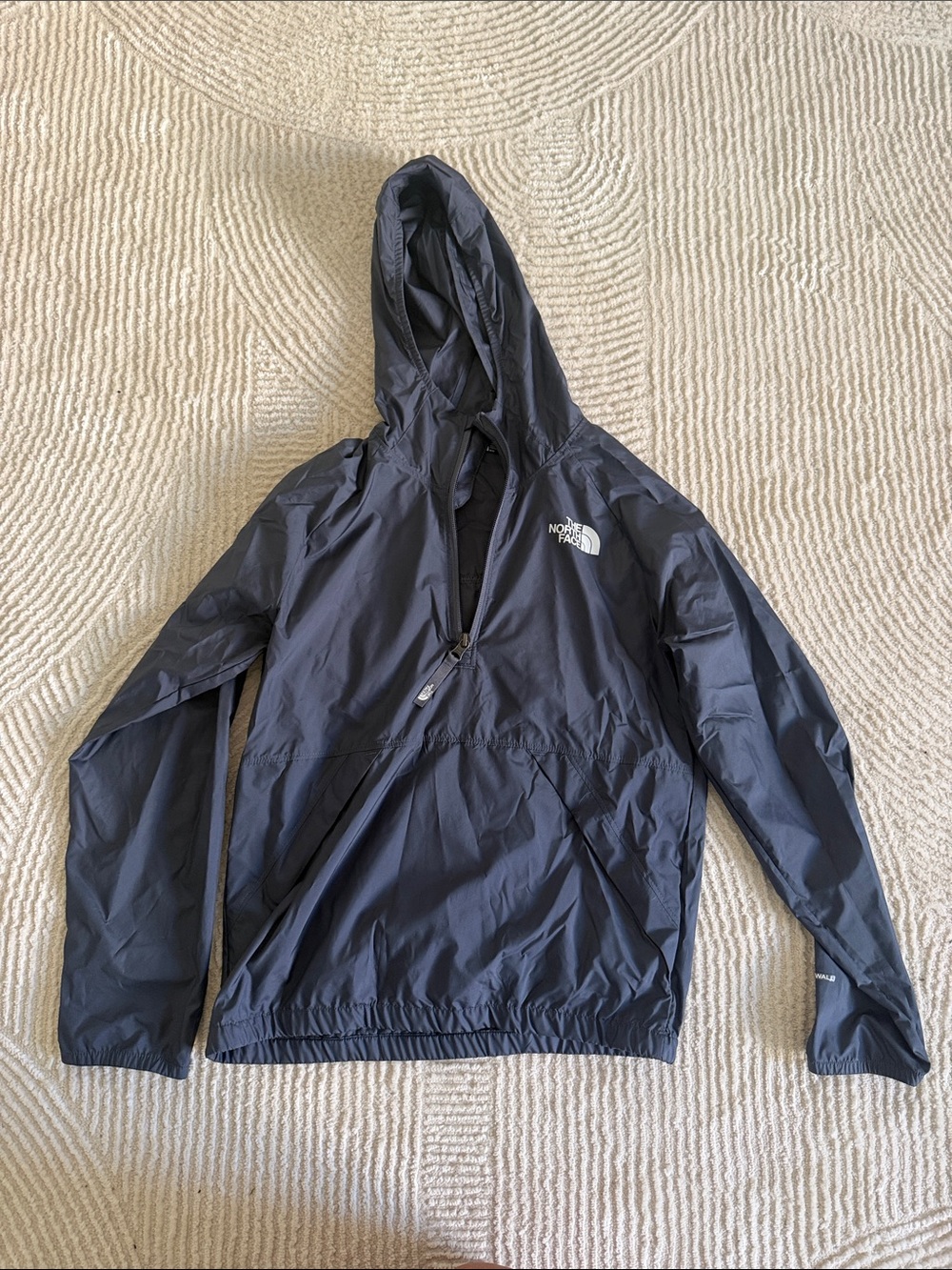 The North Face boy’s  Hooded Windbreaker - Dark Gray